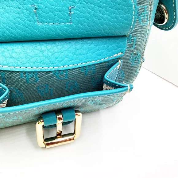 🆕{Dooney&Bourke} Signature Canvas and Leather Bag
